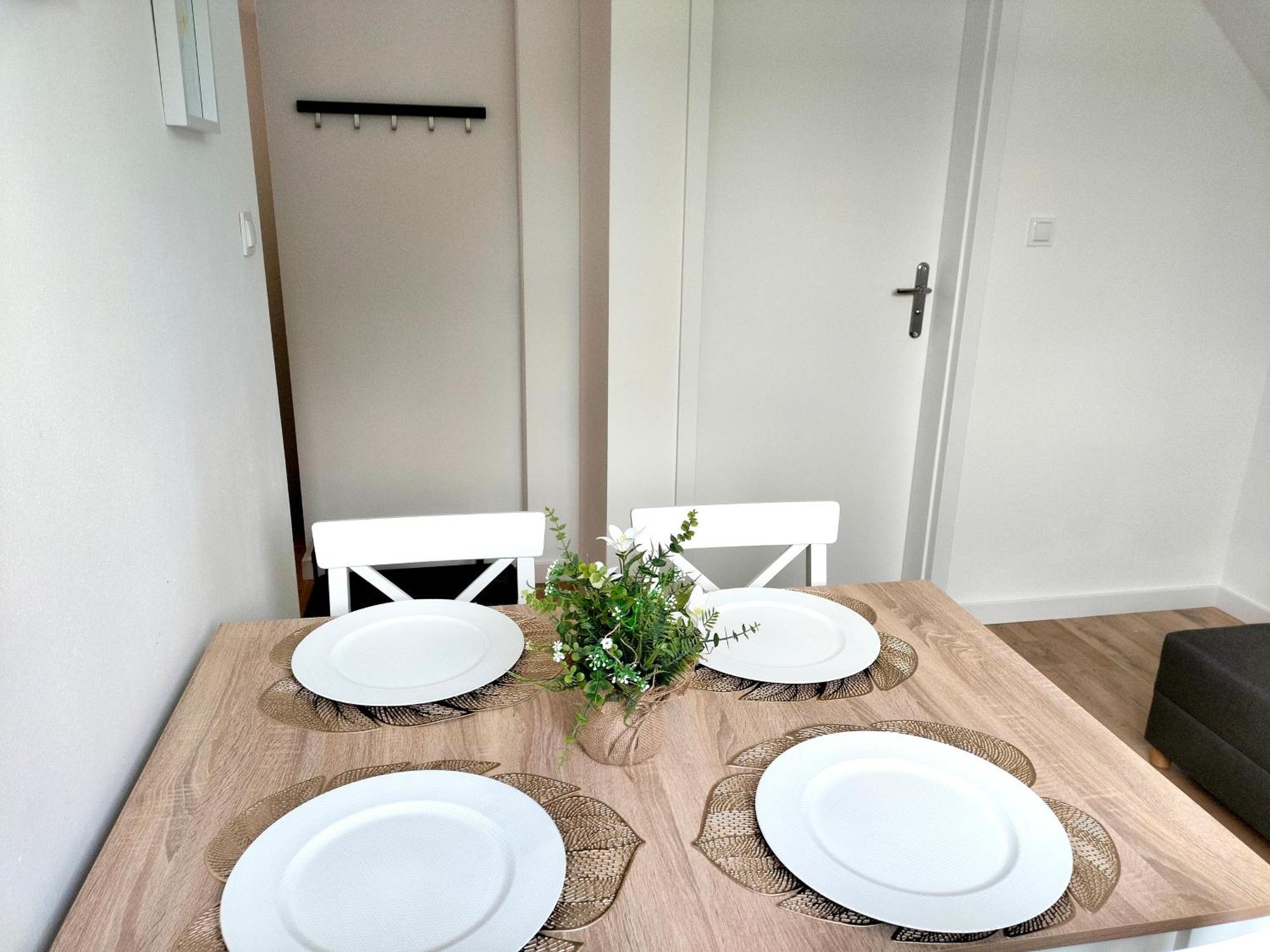 Agroturystyka Jodlowa - Rodzinne Apartamenty W Centrum Gor Swietokrzyskich - Sala Zabaw, Zwierzeta, Bilard Krajno-Zagorze Exterior foto